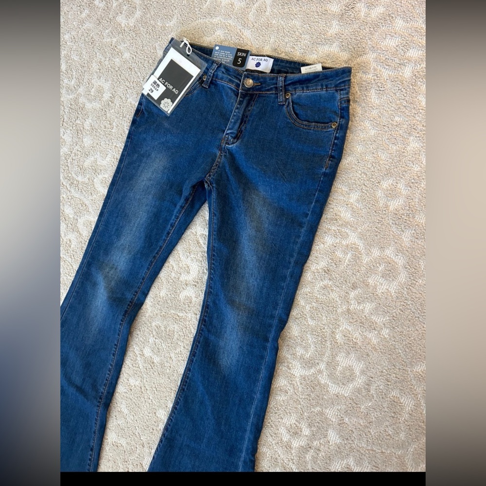 Adriano Goldschmied Skin Flare Denim